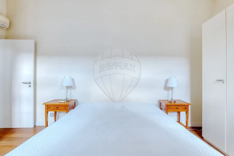 Apartamento T1 para Arrendamento em Beato Foto 11