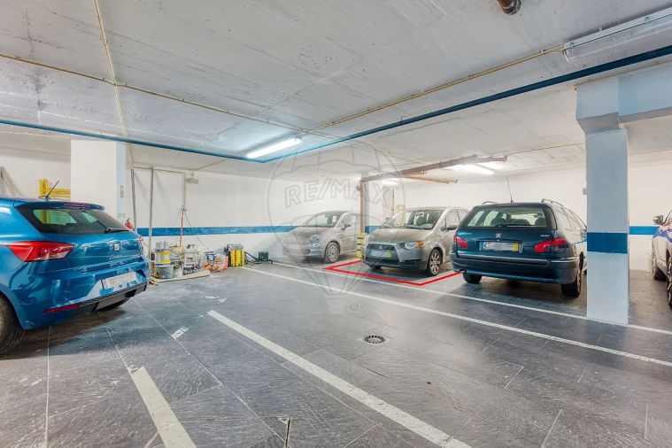 Apartamento T1 para Arrendamento em Beato Foto 32