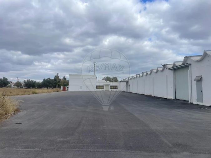 Armazém para Arrendamento em Alenquer (Santo Estêvão e Triana) Foto 3