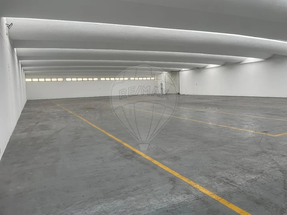 Armazém para Arrendamento em Alenquer (Santo Estêvão e Triana) Foto 7