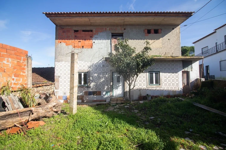 Moradia T3 para Venda em Santo Quintino Foto 25