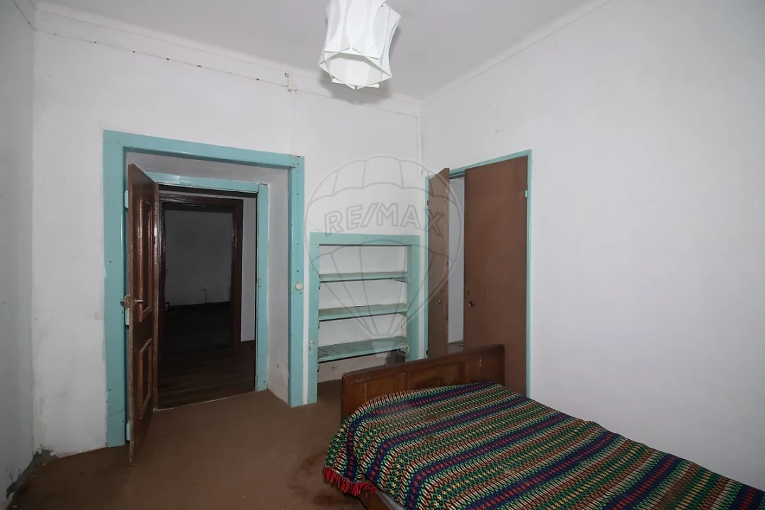 Moradia T3 para Venda em Santo Quintino Foto 10