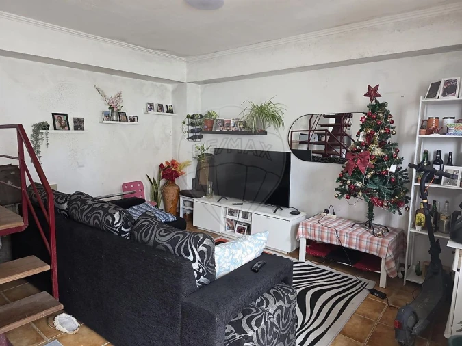 Moradia T3 para Venda em Arruda dos Vinhos Foto 2