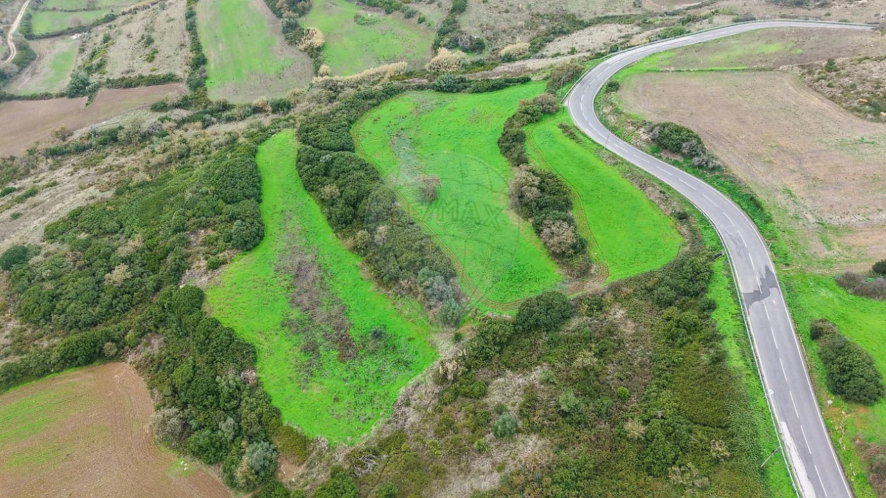 Terreno para Venda em Arranho Foto 2