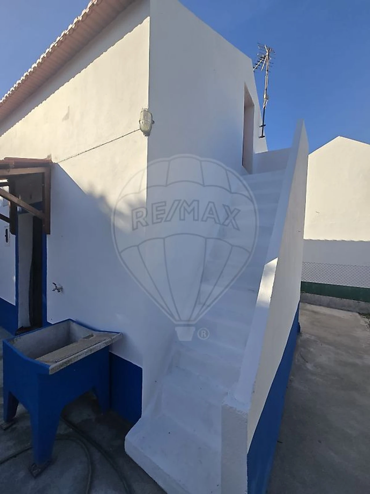 Moradia T2 para Venda em Santa Maria do Castelo e Santiago e Santa Susana Foto 4