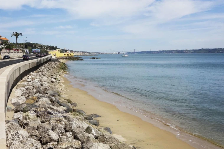 Moradia T7 para Venda em Oeiras e São Julião da Barra, Paço de Arcos e Caxias Foto 40