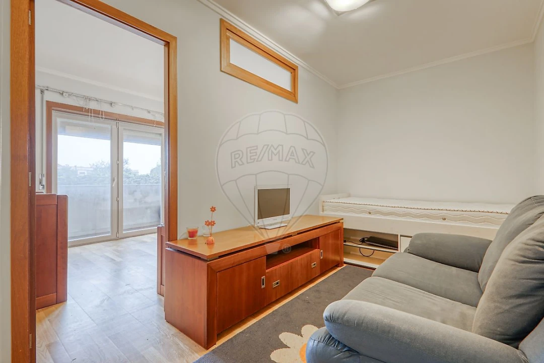 Apartamento T2 para Arrendamento em Paranhos Foto 14