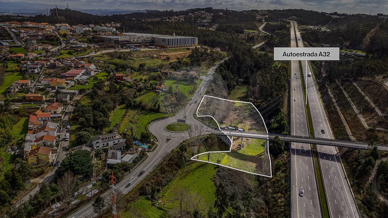 Terreno para Venda em Sandim, Olival, Lever e Crestuma Foto 3