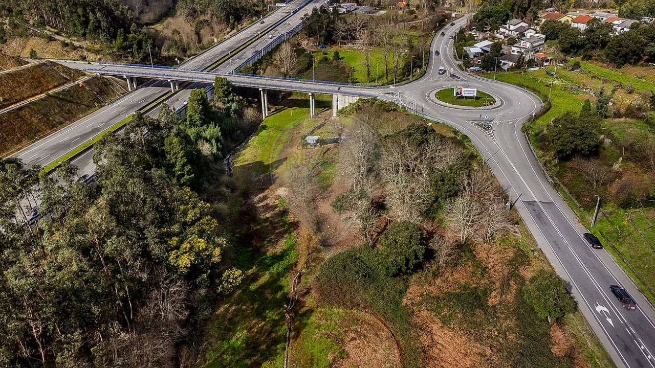 Terreno para Venda em Sandim, Olival, Lever e Crestuma Foto 2