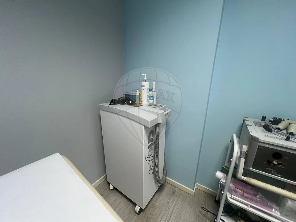 Loja para Venda em Espinho Foto 16