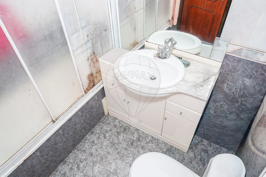 Apartamento T2 para Venda em Alverca do Ribatejo e Sobralinho Foto 18