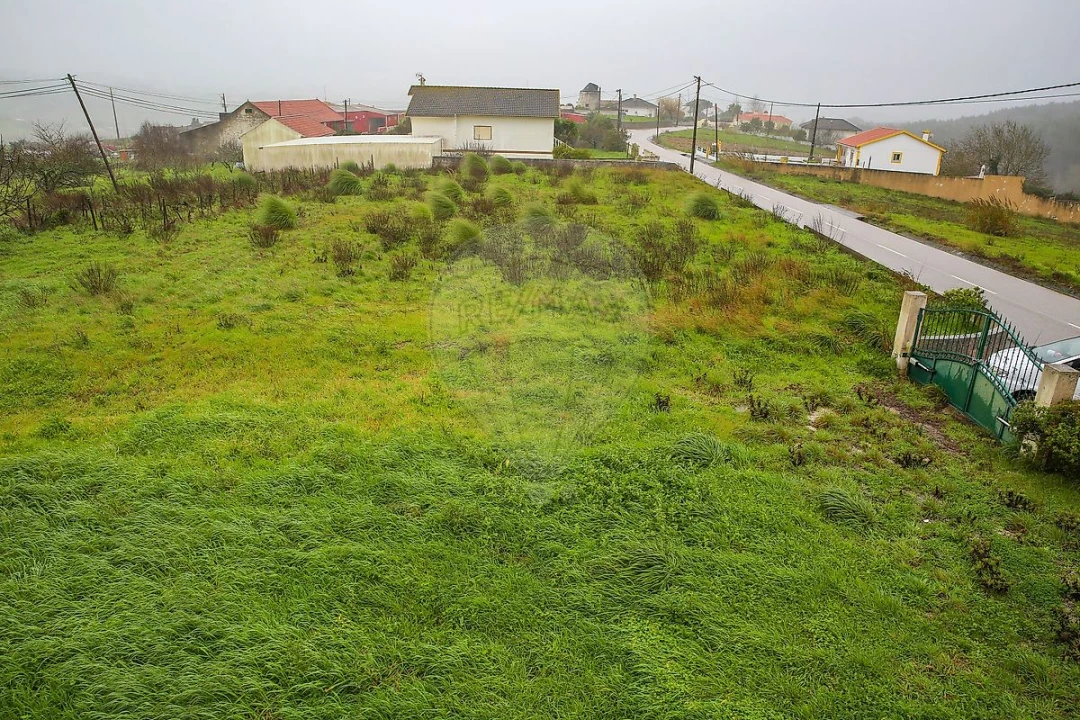 Moradia T3 para Venda em Ventosa Foto 31