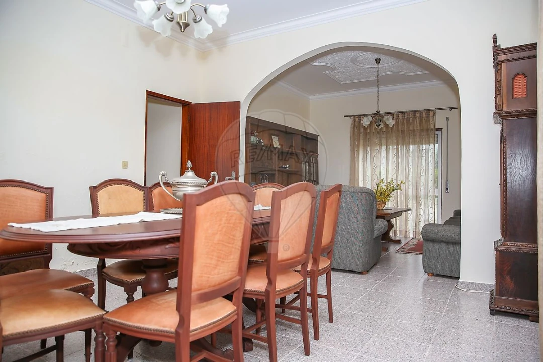 Moradia T3 para Venda em Ventosa Foto 3