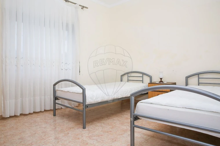 Moradia T3 para Venda em Ventosa Foto 5