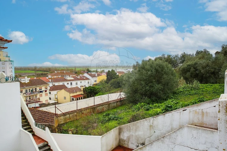 Apartamento T3 para Venda em Azambuja Foto 44