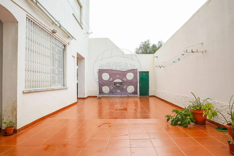 Apartamento T3 para Venda em Azambuja Foto 3