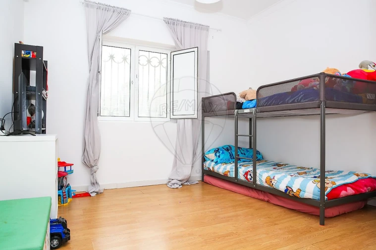 Apartamento T3 para Venda em Azambuja Foto 34