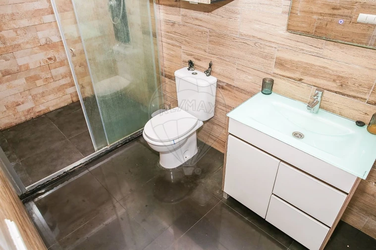 Apartamento T3 para Venda em Azambuja Foto 28