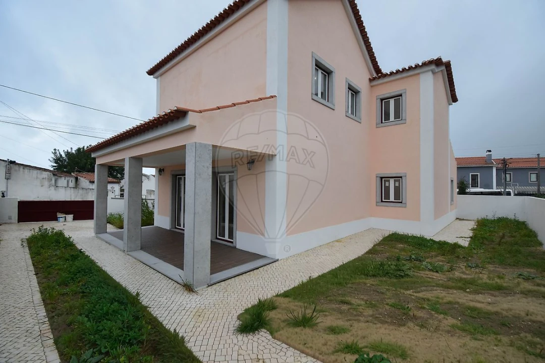 Moradia T3 para Venda em Santa Maria e São Miguel, São Martinho, São Pedro Penaferrim Foto 35