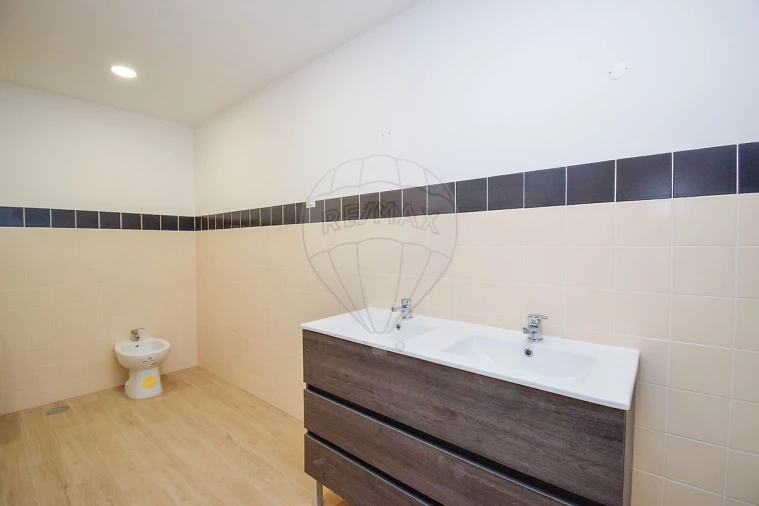 Moradia T3 para Venda em Santa Maria e São Miguel, São Martinho, São Pedro Penaferrim Foto 29