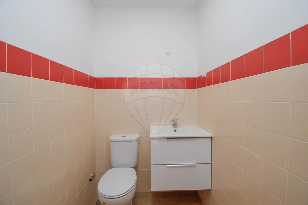 Moradia T3 para Venda em Santa Maria e São Miguel, São Martinho, São Pedro Penaferrim Foto 23