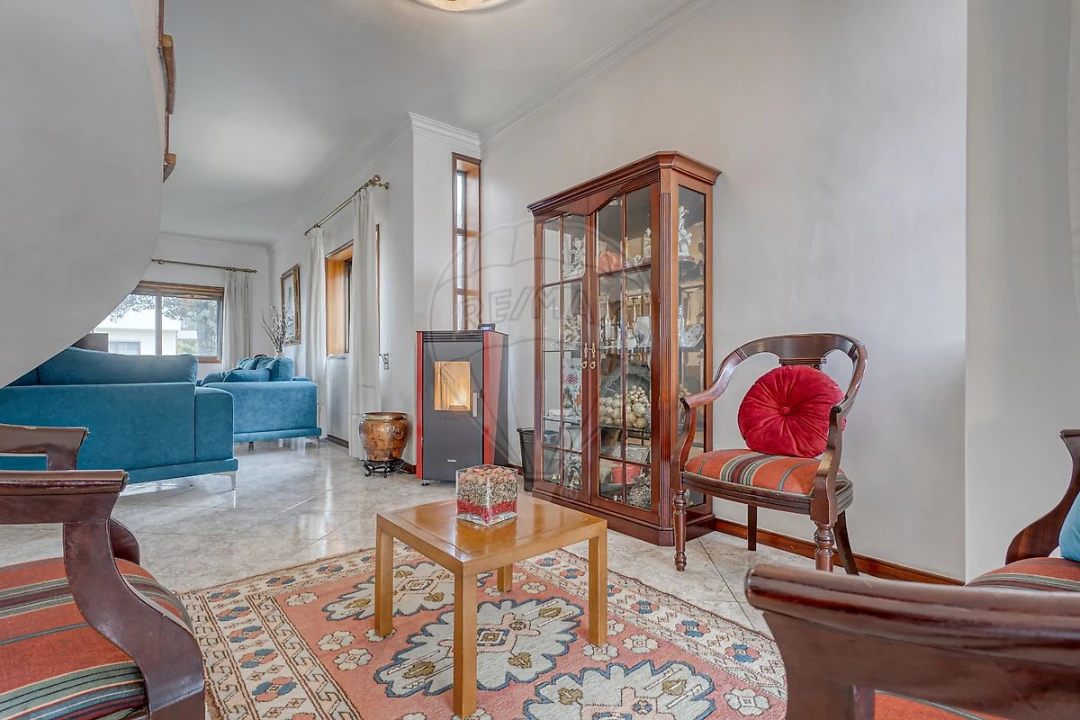 Moradia T4 para Venda em Cidade da Maia Foto 11