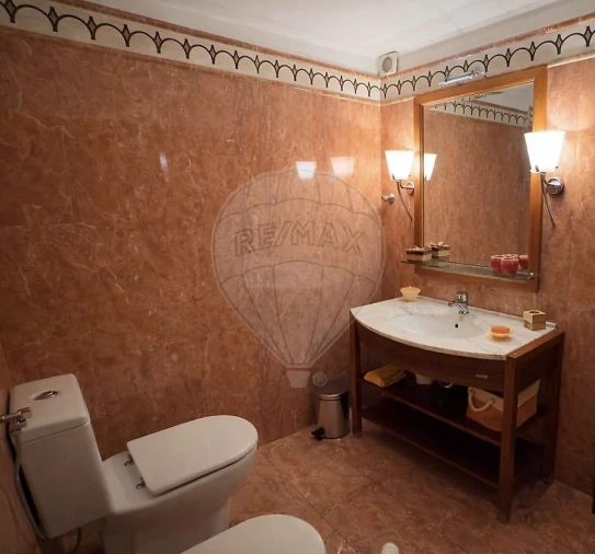 Moradia T4 para Venda em Castêlo da Maia Foto 13