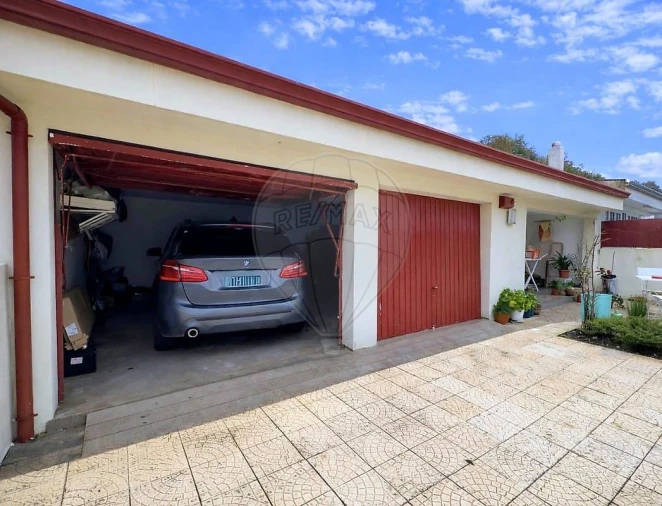 Moradia T4 para Venda em Castêlo da Maia Foto 14