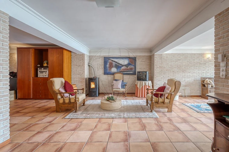 Moradia T4 para Venda em Cidade da Maia Foto 28