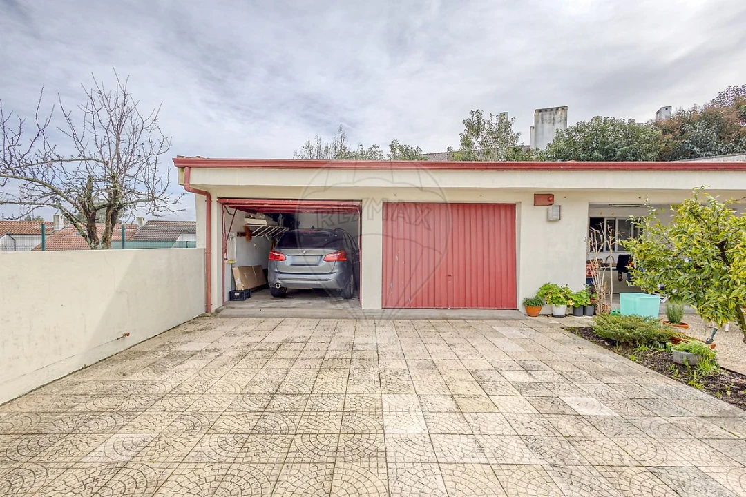 Moradia T4 para Venda em Cidade da Maia Foto 22