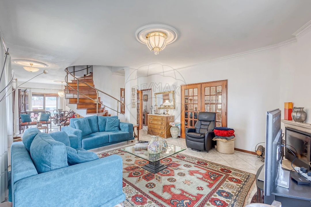 Moradia T4 para Venda em Cidade da Maia Foto 9