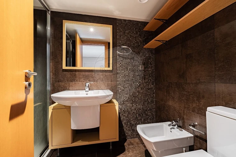 Apartamento T1 para Arrendamento em São Mamede de Infesta e Senhora da Hora Foto 27