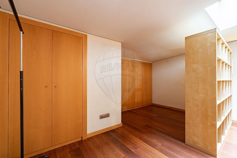 Apartamento T1 para Arrendamento em São Mamede de Infesta e Senhora da Hora Foto 24