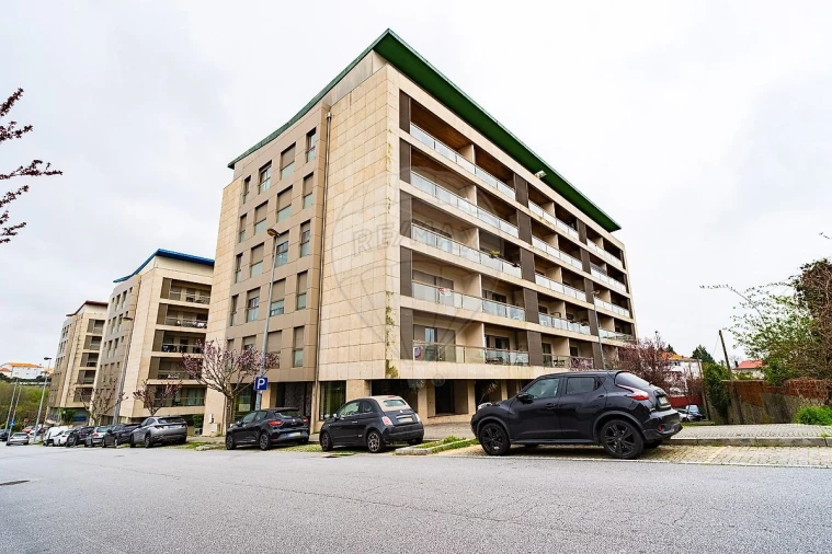 Apartamento T1 para Arrendamento em São Mamede de Infesta e Senhora da Hora Foto 1