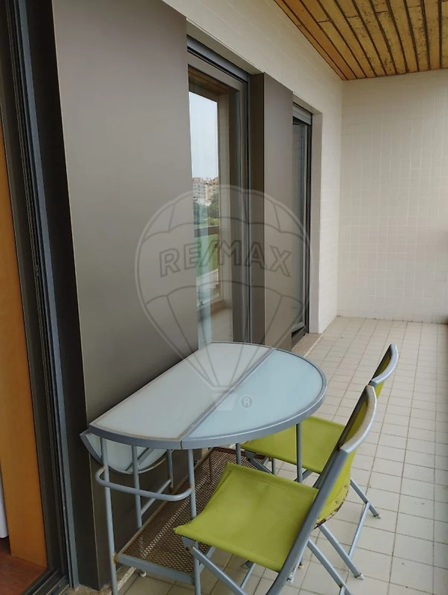 Apartamento T1 para Arrendamento em São Mamede de Infesta e Senhora da Hora Foto 21