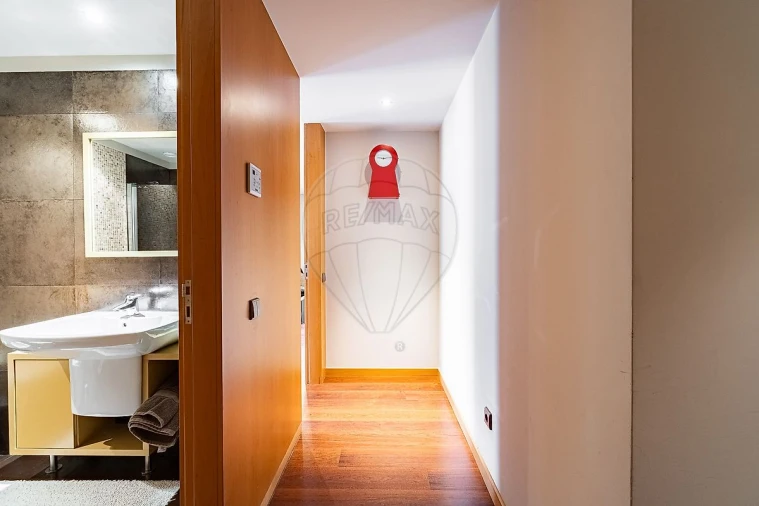 Apartamento T1 para Arrendamento em São Mamede de Infesta e Senhora da Hora Foto 9