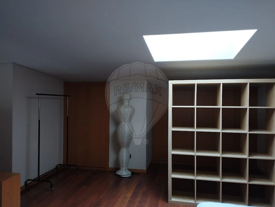 Apartamento T1 para Arrendamento em São Mamede de Infesta e Senhora da Hora Foto 17