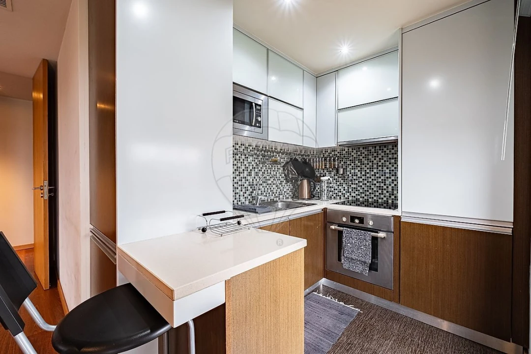 Apartamento T1 para Arrendamento em São Mamede de Infesta e Senhora da Hora Foto 17