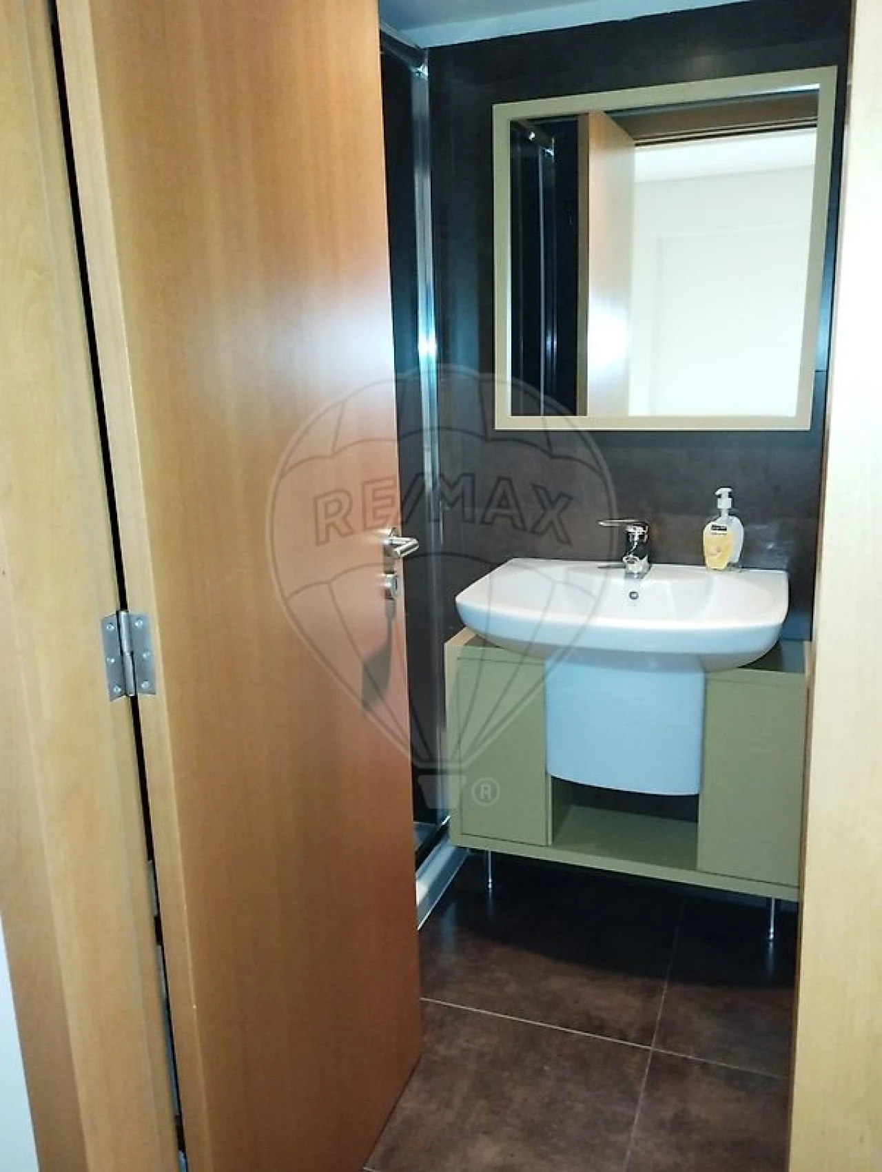 Apartamento T1 para Arrendamento em São Mamede de Infesta e Senhora da Hora Foto 19