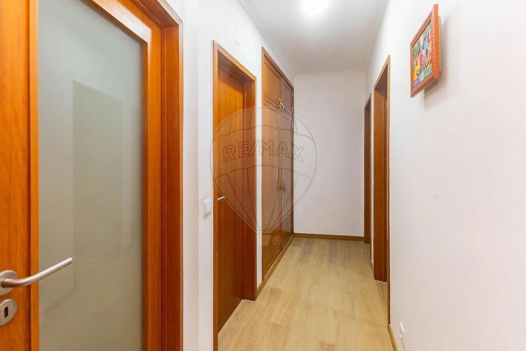 Apartamento T3 para Venda em Moreira Foto 11