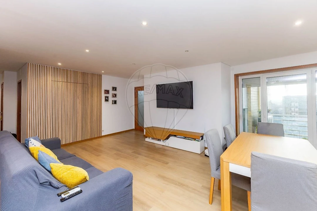 Apartamento T3 para Venda em Moreira Foto 4