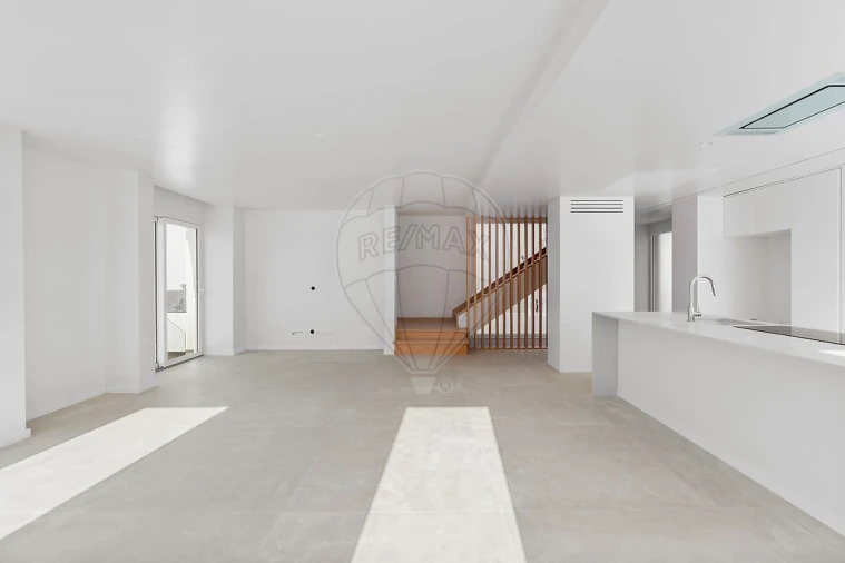 Moradia T3 para Venda em São Domingos de Rana Foto 12