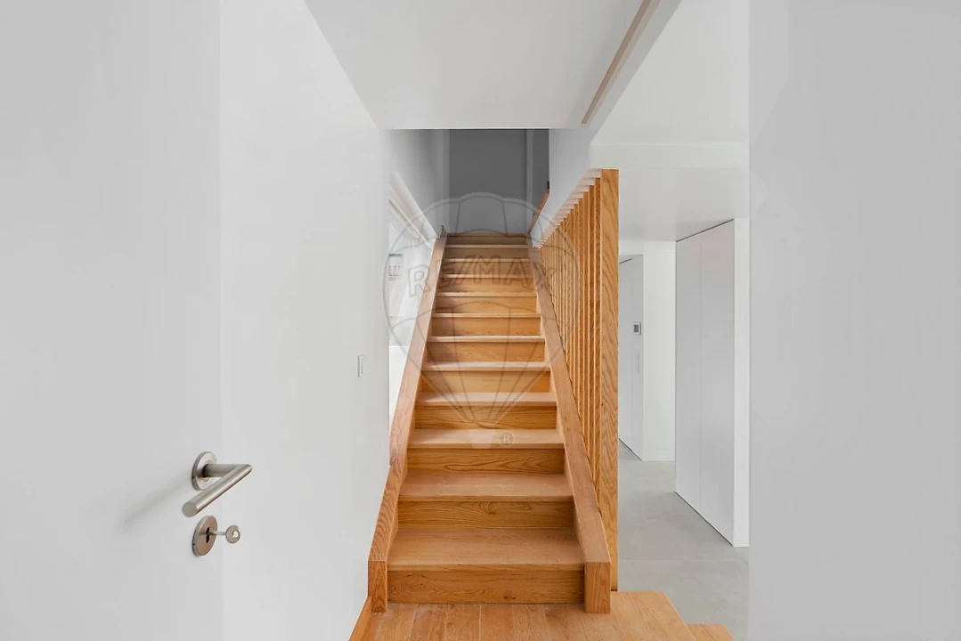 Moradia T3 para Venda em São Domingos de Rana Foto 19