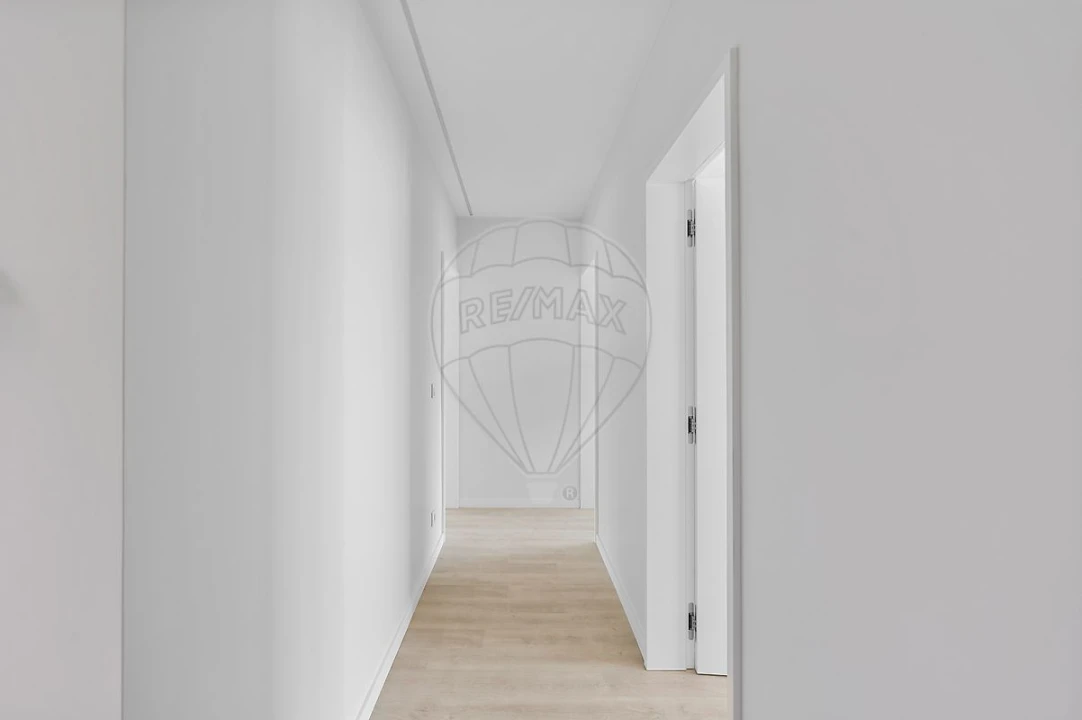 Moradia T3 para Venda em São Domingos de Rana Foto 22