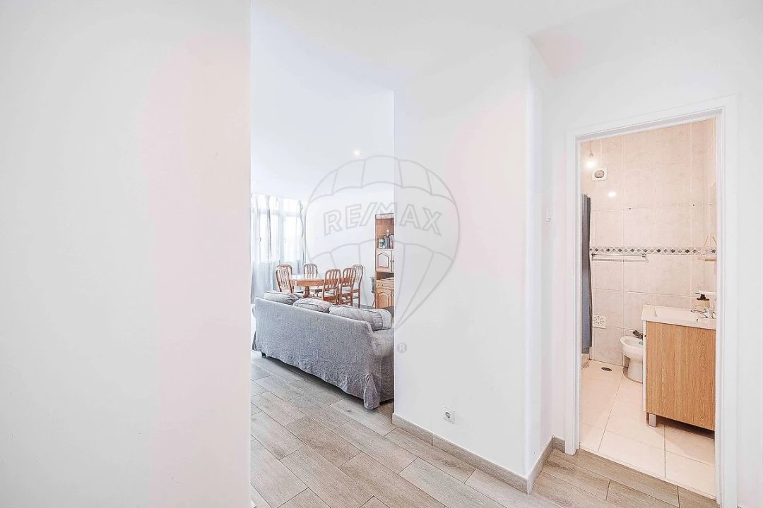 Apartamento T2 para Venda em Falagueira-Venda Nova Foto 9