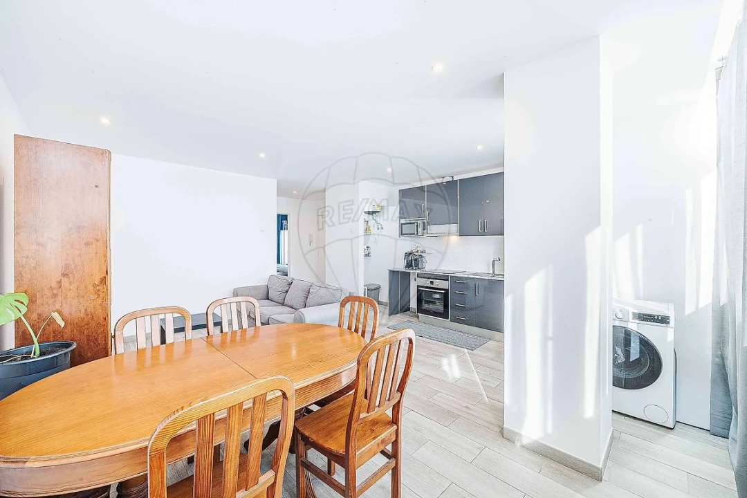 Apartamento T2 para Venda em Falagueira-Venda Nova Foto 7