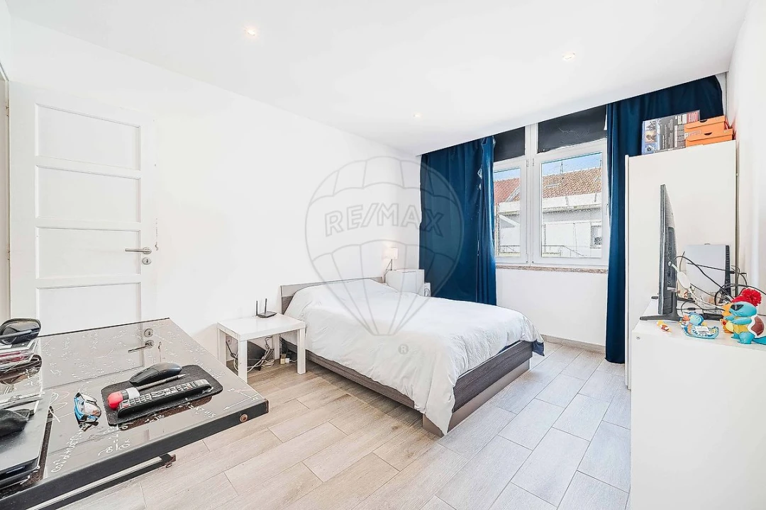 Apartamento T2 para Venda em Falagueira-Venda Nova Foto 13