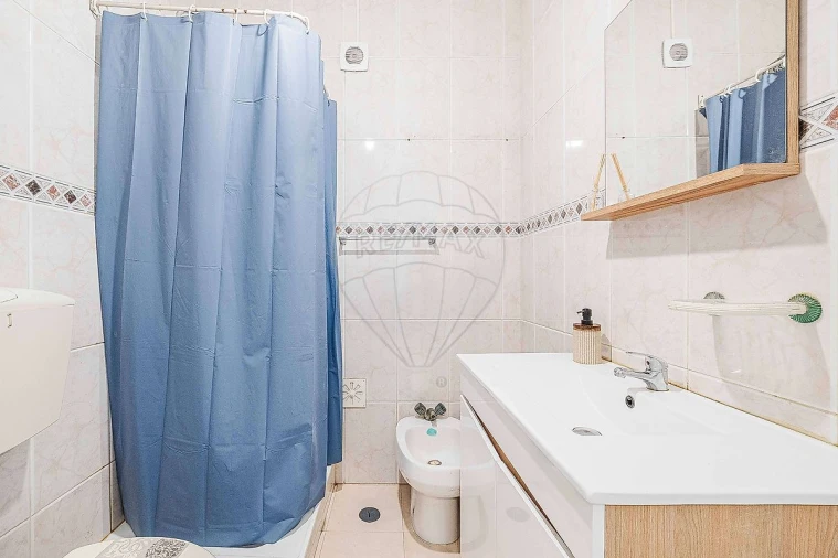 Apartamento T2 para Venda em Falagueira-Venda Nova Foto 16