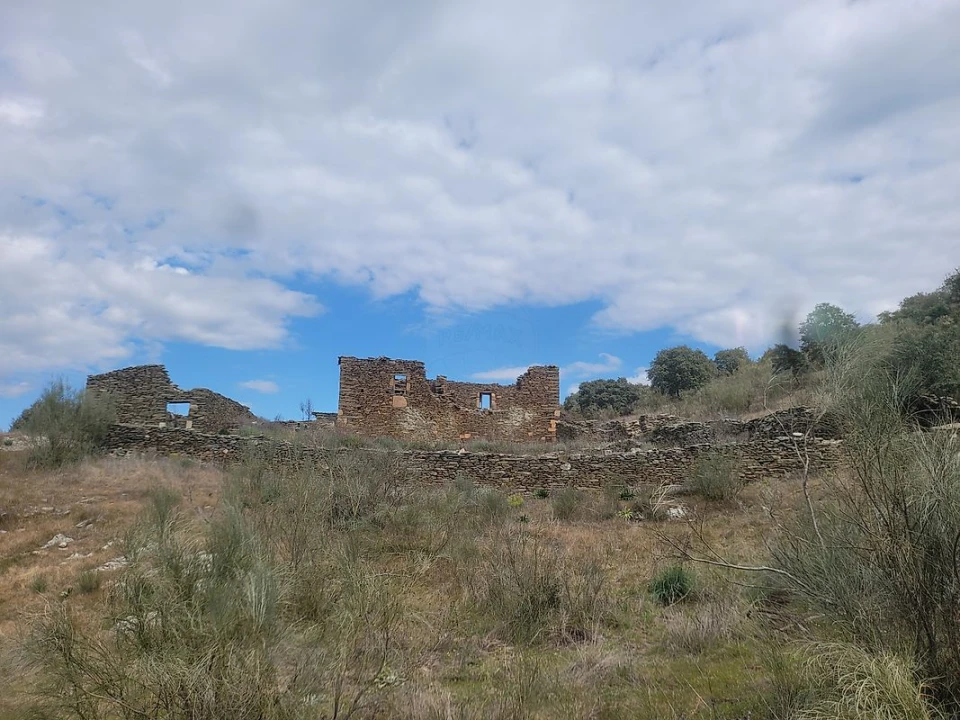 Terreno para Venda em Torre de Moncorvo Foto 3