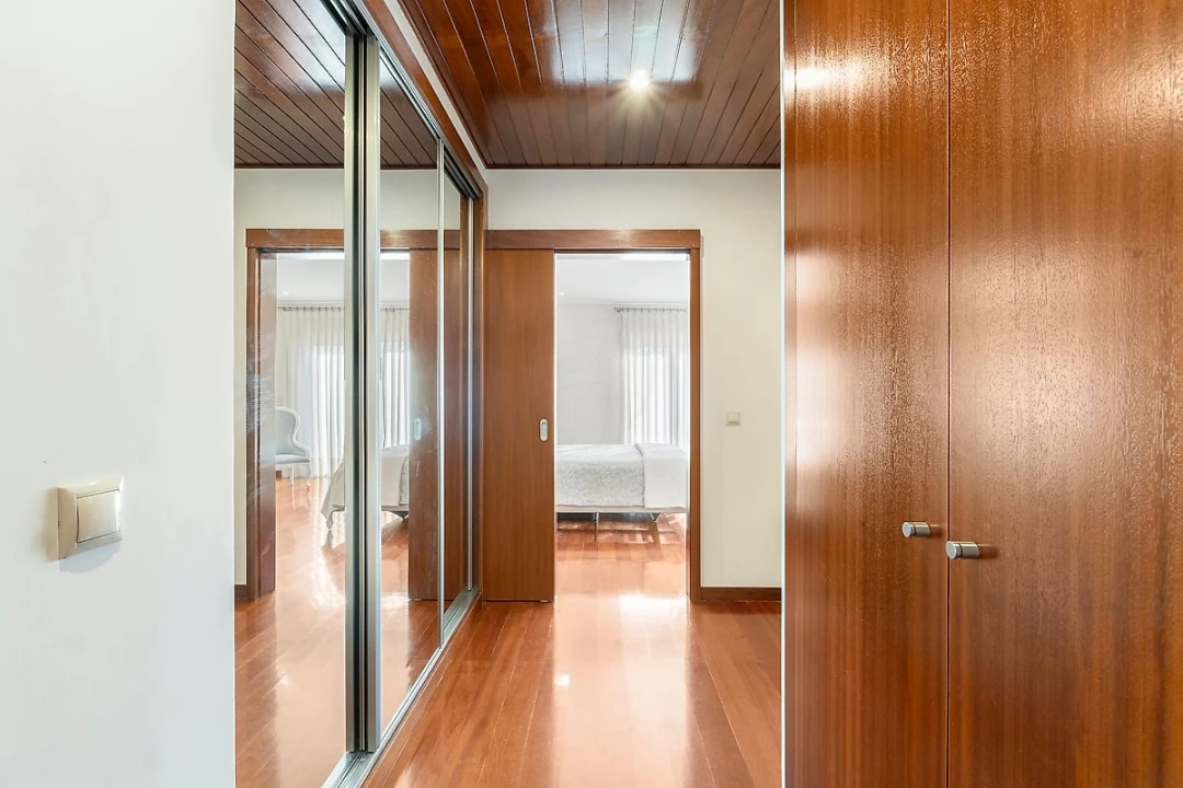 Moradia T4 para Venda em Mindelo Foto 24